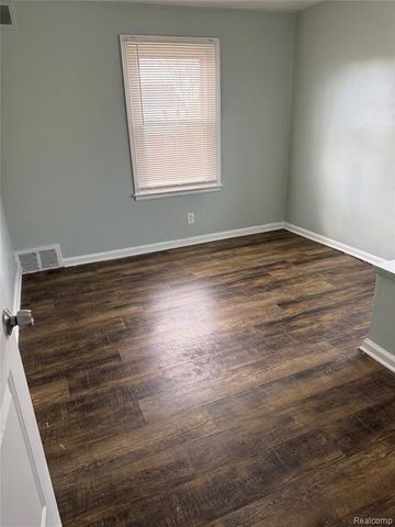 13693 Edmore Drive, Detroit, MI 48205