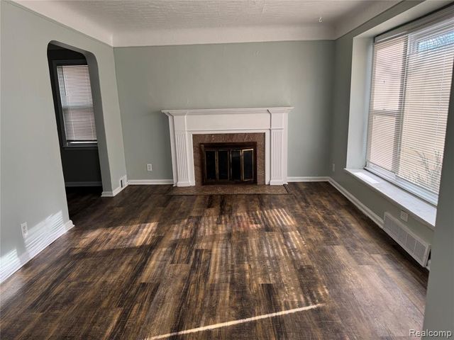 13693 Edmore Drive, Detroit, MI 48205