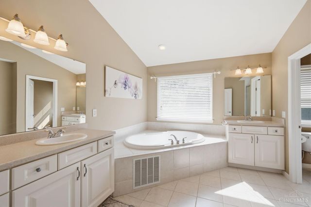 7675 Tylers Meadow Drive, West Chester, OH 45069