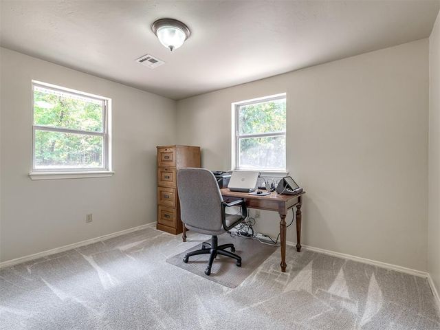 19200 Meador Lane, Harrah, OK 73045