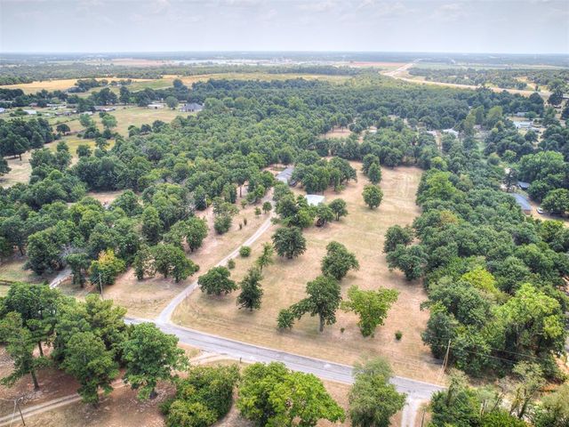 19200 Meador Lane, Harrah, OK 73045