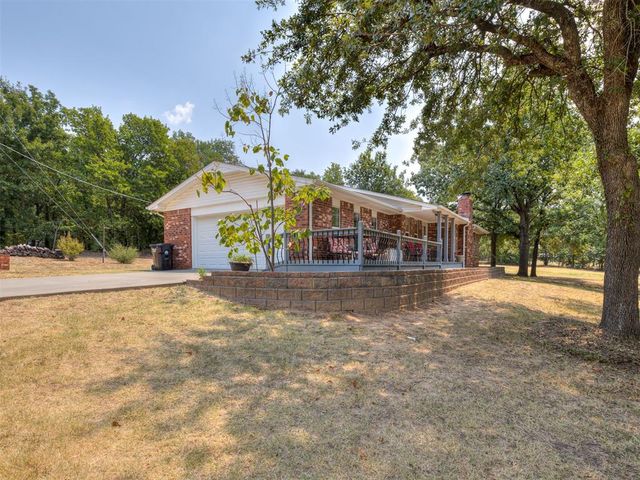 19200 Meador Lane, Harrah, OK 73045