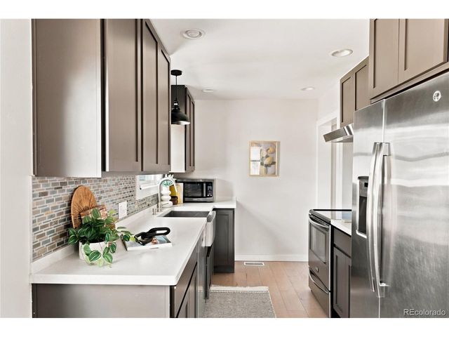 4301 S Grant St, Englewood, CO 80113