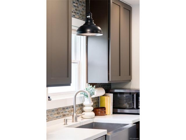 4301 S Grant St, Englewood, CO 80113