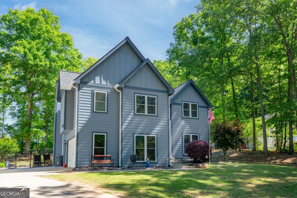 95 Tyler Woods Drive, Sharpsburg, GA 30277