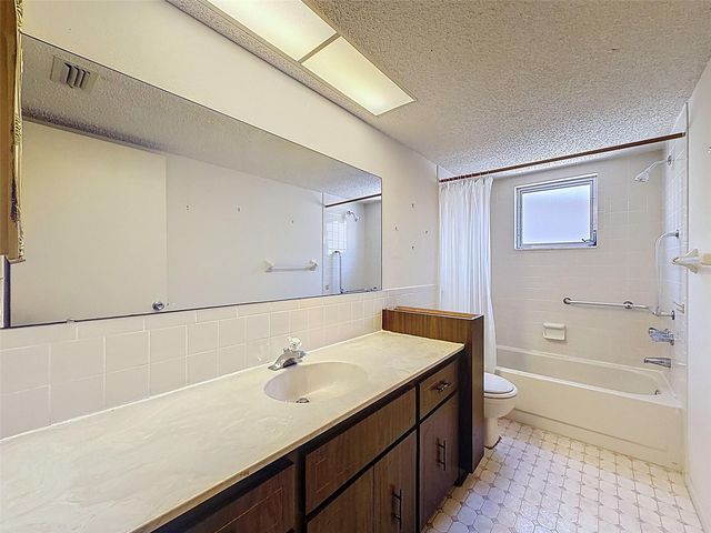 9811 WOODSTOCK LANE, Port Richey, FL 34668