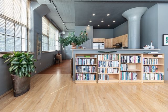 64 E.Brookline St 4, Boston, MA 02118