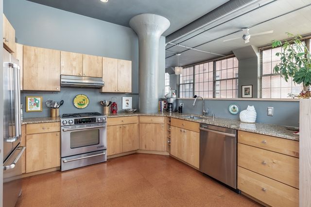 64 E.Brookline St 4, Boston, MA 02118