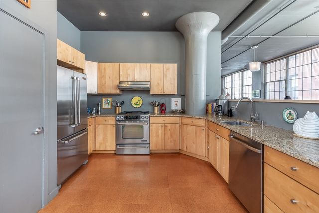 64 E.Brookline St 4, Boston, MA 02118