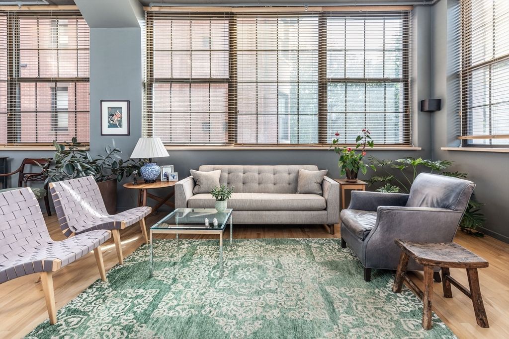 64 E.Brookline St 4, Boston, MA 02118