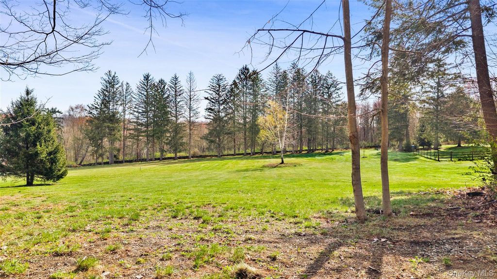 34 Guinea Road, Brewster, NY 10509