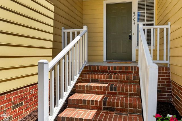 6804 Broome Bay Court, Raleigh, NC 27616