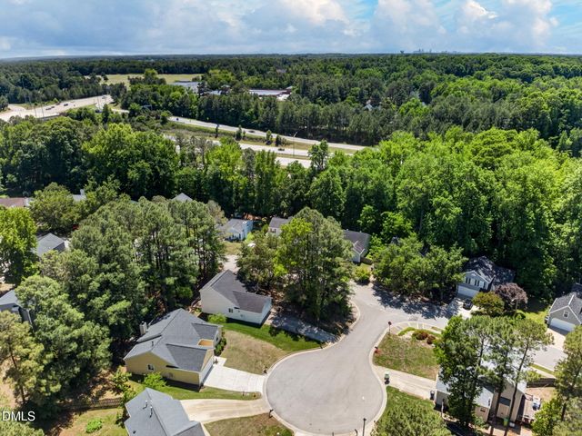 6804 Broome Bay Court, Raleigh, NC 27616