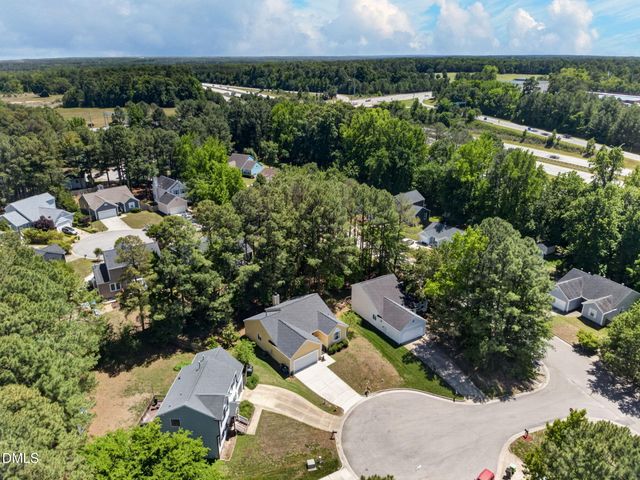 6804 Broome Bay Court, Raleigh, NC 27616