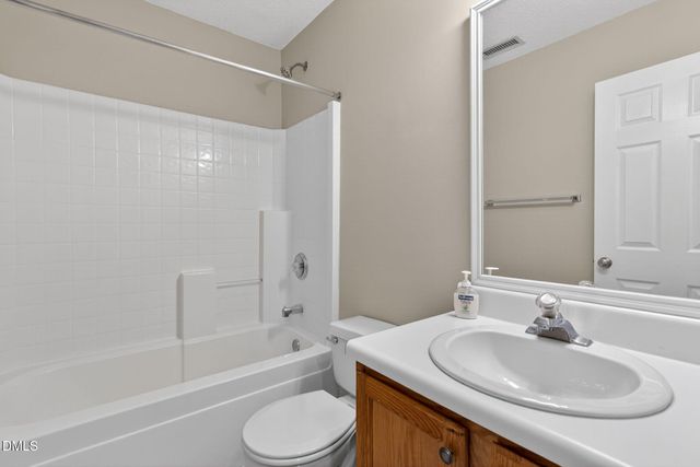 6804 Broome Bay Court, Raleigh, NC 27616