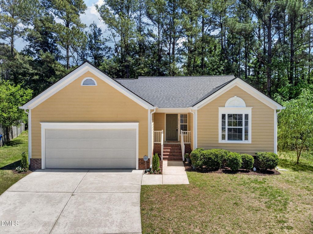 6804 Broome Bay Court, Raleigh, NC 27616