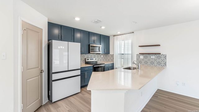 11727 Black Rose, San Antonio, TX 78245