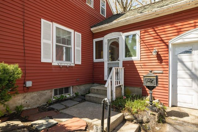 65 Mckinley Road, Portsmouth, NH 03801