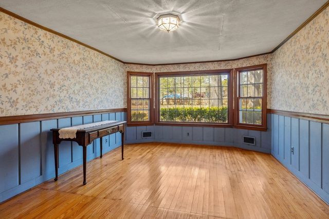65 Mckinley Road, Portsmouth, NH 03801