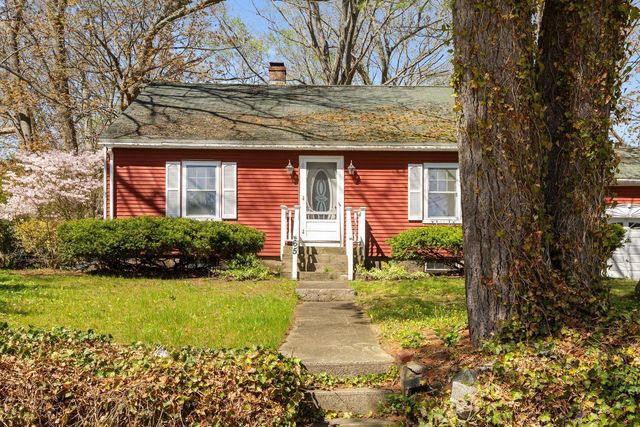 65 Mckinley Road, Portsmouth, NH 03801