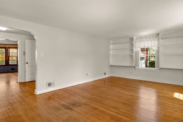 65 Mckinley Road, Portsmouth, NH 03801