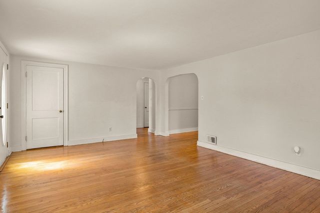 65 Mckinley Road, Portsmouth, NH 03801