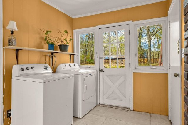 65 Mckinley Road, Portsmouth, NH 03801