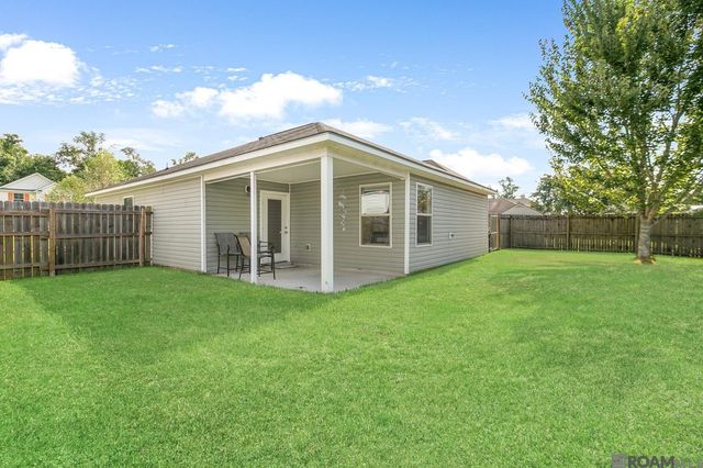 39087 Prairie North Dr, Gonzales, LA 70737