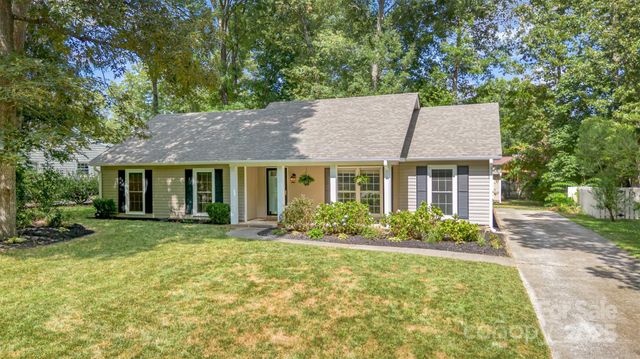 7017 Brookgreen Terrace, Matthews, NC 28104