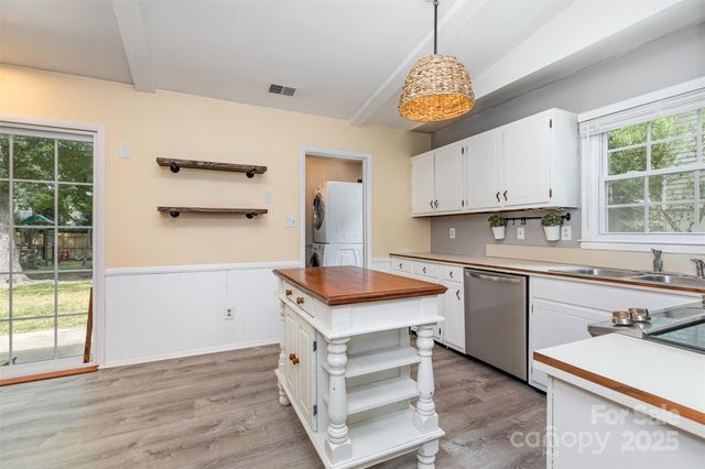 7017 Brookgreen Terrace, Matthews, NC 28104