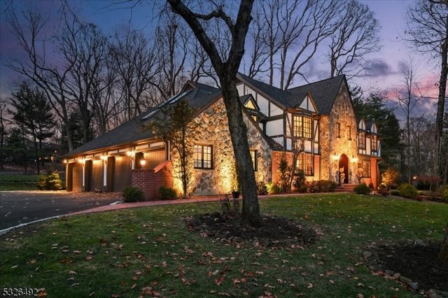 545 JOHNSTON DRIVE, Watchung Boro, NJ 07069