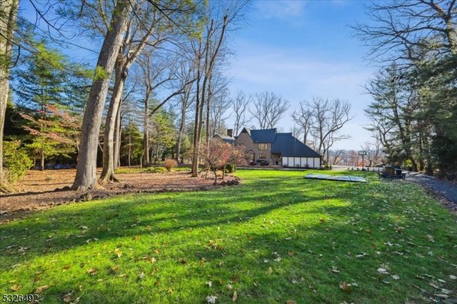 545 JOHNSTON DRIVE, Watchung Boro, NJ 07069