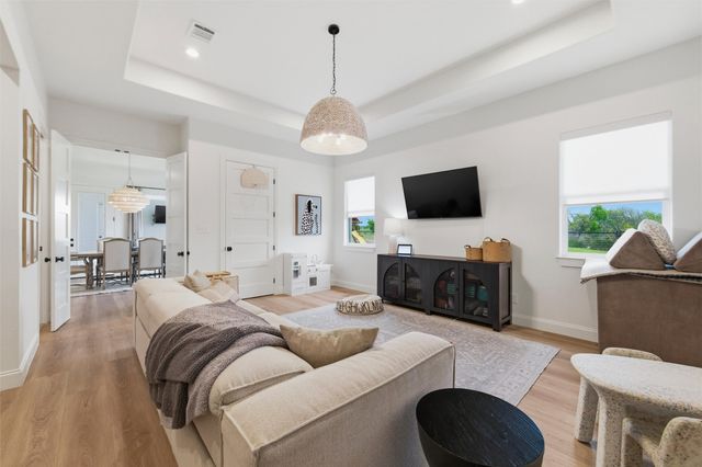 2043 Woodland Road, Weatherford, TX 76088