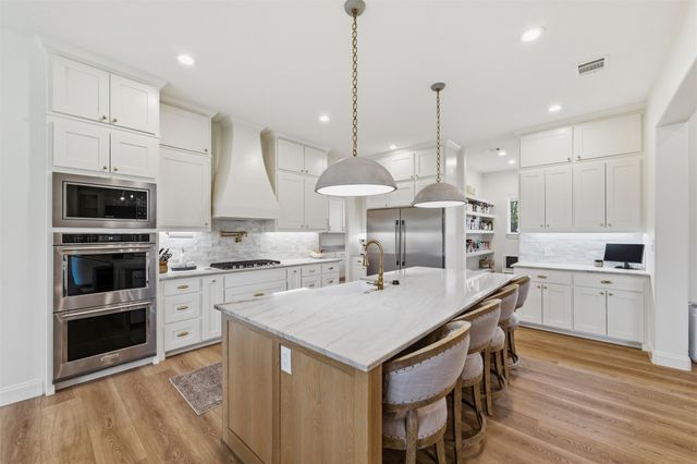 2043 Woodland Road, Weatherford, TX 76088