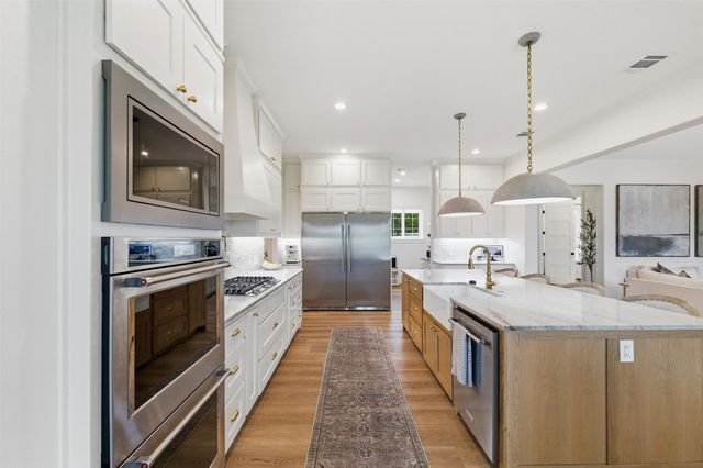 2043 Woodland Road, Weatherford, TX 76088