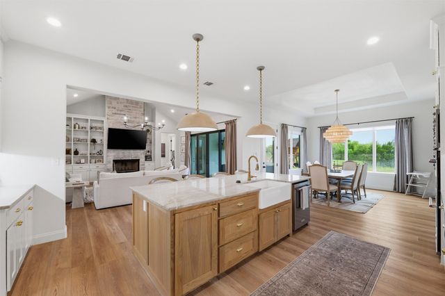 2043 Woodland Road, Weatherford, TX 76088