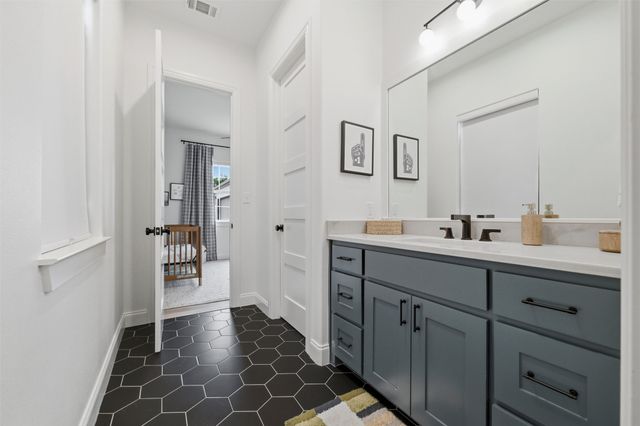 2043 Woodland Road, Weatherford, TX 76088