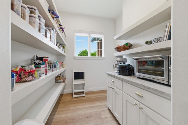 2043 Woodland Road, Weatherford, TX 76088