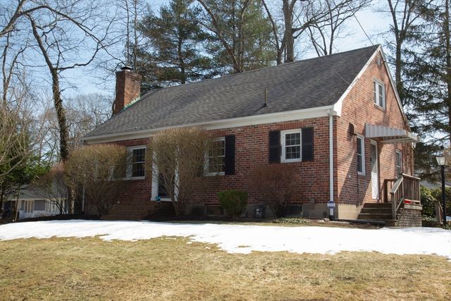 32 Cole Ter, Randolph, MA 02368