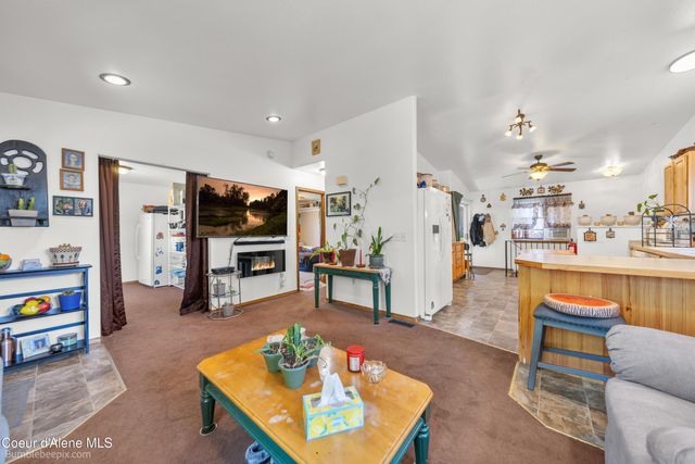 1704 E COEUR D ALENE AVE, Post Falls, ID 83854