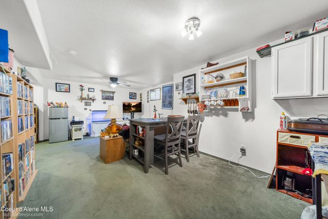 1704 E COEUR D ALENE AVE, Post Falls, ID 83854