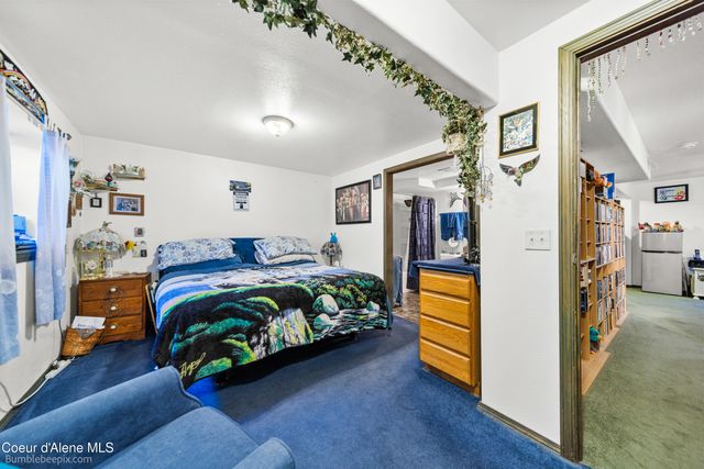 1704 E COEUR D ALENE AVE, Post Falls, ID 83854