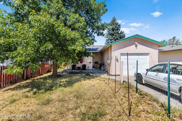 1704 E COEUR D ALENE AVE, Post Falls, ID 83854
