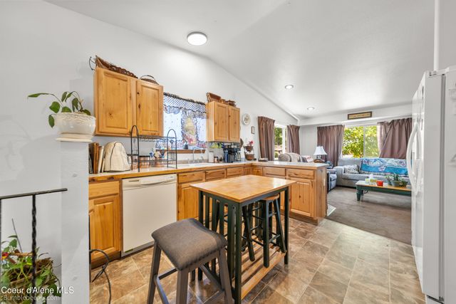 1704 E COEUR D ALENE AVE, Post Falls, ID 83854