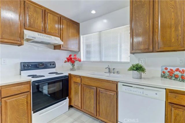 3338 Punta Alta 2D, Laguna Woods, CA 92637