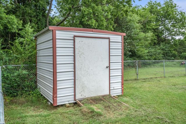 601 E North Street, Wills Point, TX 75169