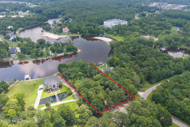 Fox Run Cove, Biloxi, MS 39532