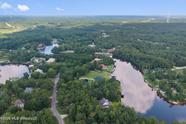 Fox Run Cove, Biloxi, MS 39532