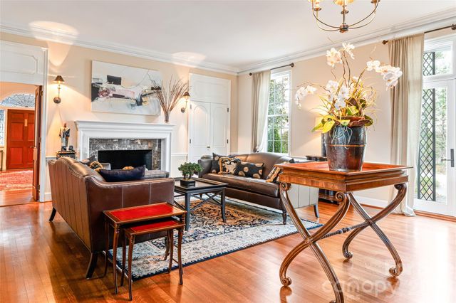 365 Sherwood Drive S, Flat Rock, NC 28731