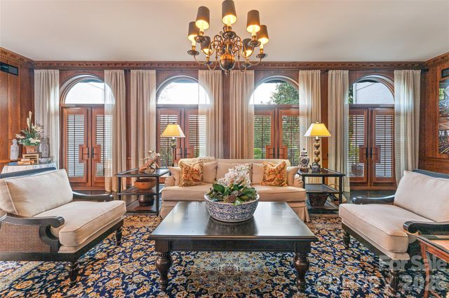 365 Sherwood Drive S, Flat Rock, NC 28731